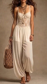 Laia - Tuta in Pizzo con Pantalone Fluido e Leggero