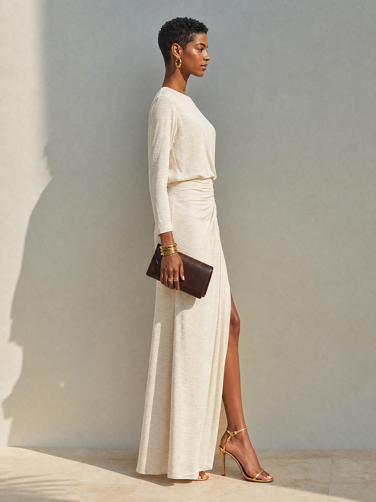 Nora - Abito Lungo Beige con Spacco Laterale